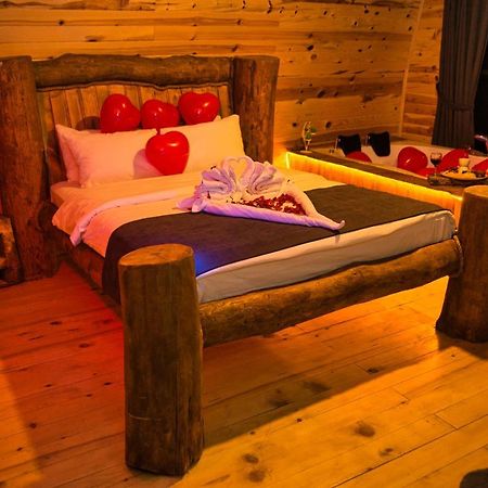 Medi Soho Bungalov Bed & Breakfast รีเซ ภายนอก รูปภาพ