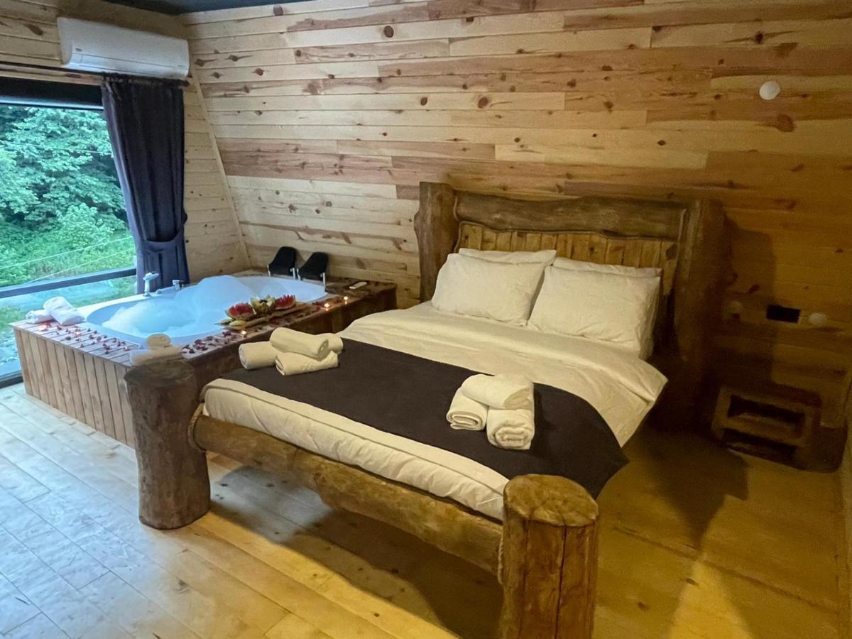 Medi Soho Bungalov Bed & Breakfast รีเซ ภายนอก รูปภาพ