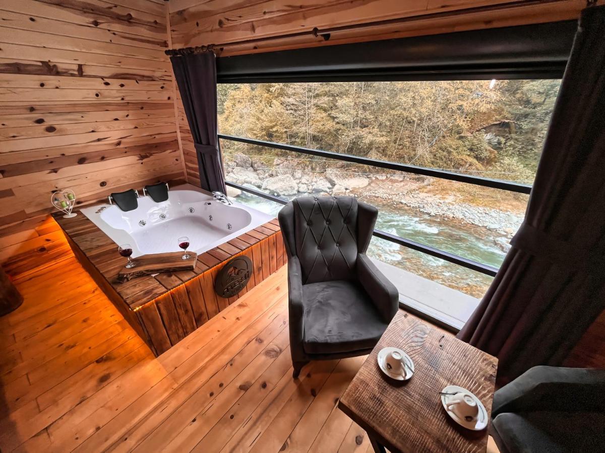 Medi Soho Bungalov Bed & Breakfast รีเซ ภายนอก รูปภาพ