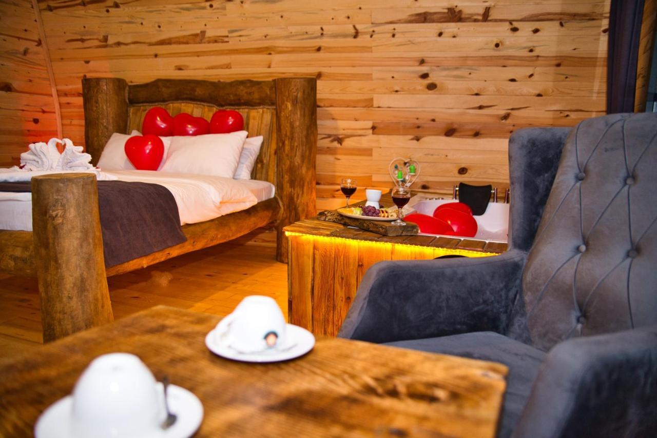Medi Soho Bungalov Bed & Breakfast รีเซ ภายนอก รูปภาพ